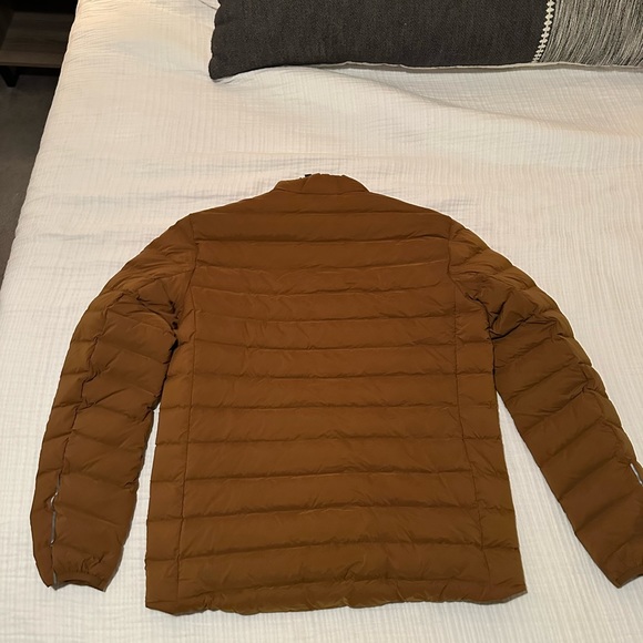 Lululemon Navigation Stretch Jacket - Picture 4 of 4